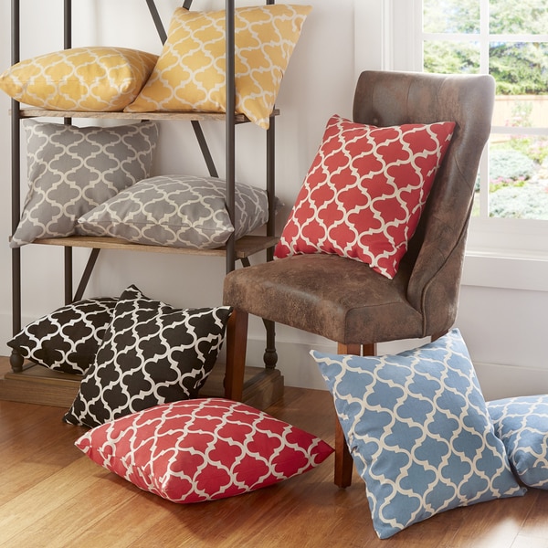 Montvale 20-inch Moroccan Pattern Toss Accent Pillow  (Set of 2)