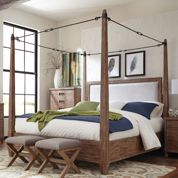 Darnell Upholstered Canopy Bed 