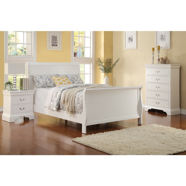 Ichnia 3-piece White Bedroom Set
