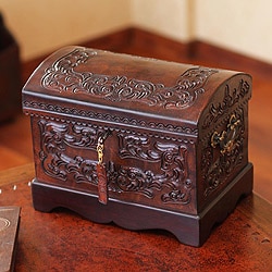 Colonial Treasure Chest with Bronze Lock