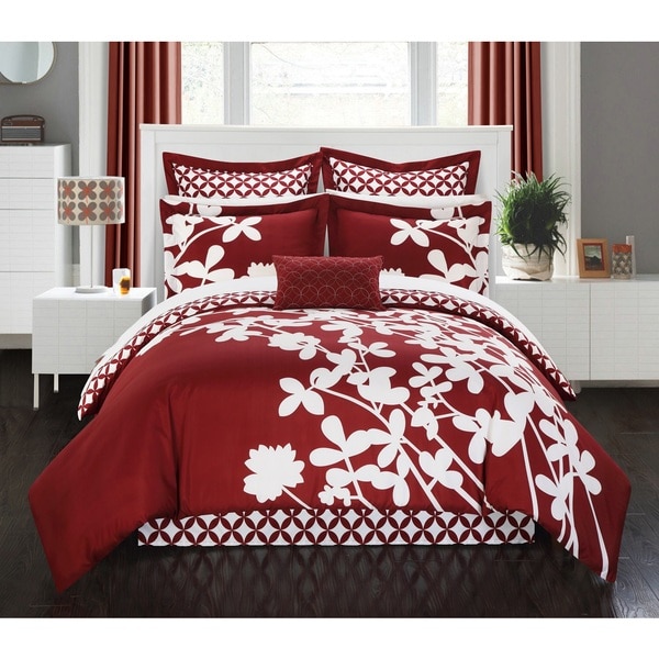 Ayesha Red Reversible 7-piece Comforter Set
