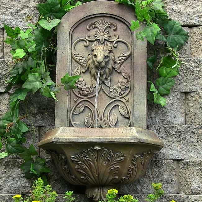 Sunnydaze Decorative Lion Outdoor Wall Fountain